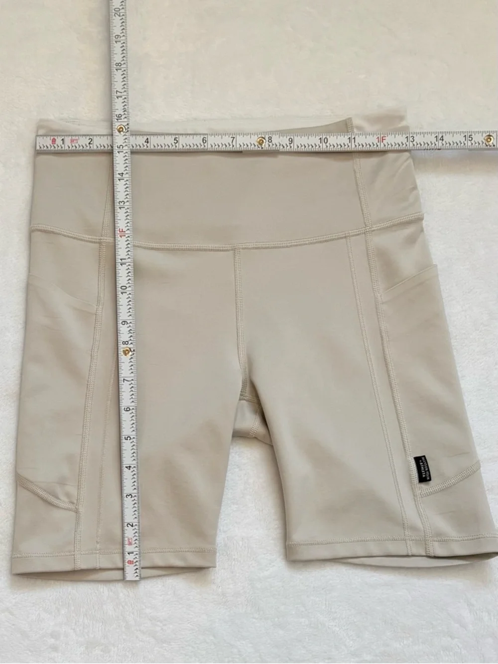 ATHLETA x Allyson Felix Ultimate Stash II Legend 7” Bike Shorts Small Pockets - Picture 8 of 8